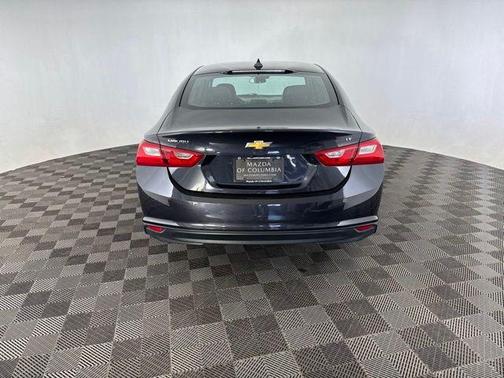 Dark Ash Metallic 2023 Chevrolet Malibu LT