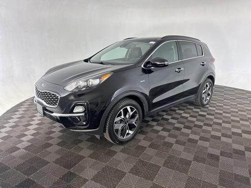 Black Cherry Pearl 2022 Kia Sportage EX