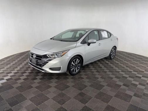 2023 Nissan Versa 1.6 SV