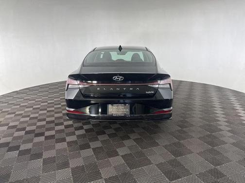 2022 Hyundai ELANTRA HEV Limited