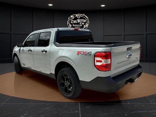 Cactus Green / Gray 2024 Ford Maverick XLT