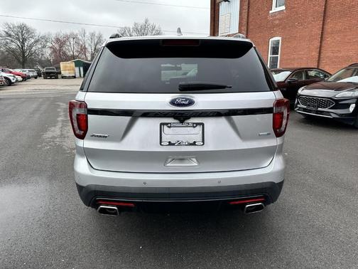 2017 Ford Explorer sport