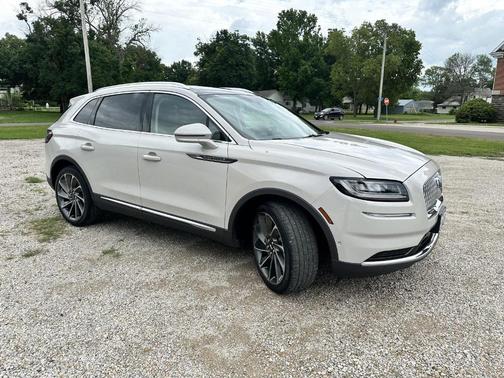 2021 Lincoln Nautilus Reserve