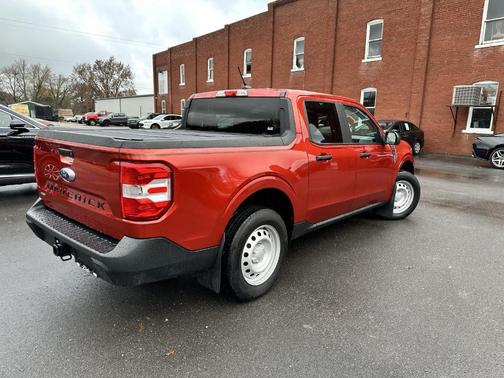 2024 Ford Maverick XL