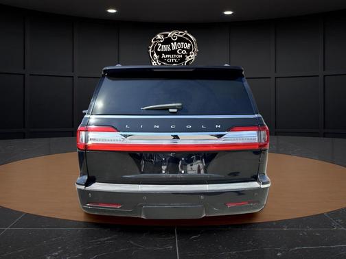 Black 2020 Lincoln Navigator L Reserve