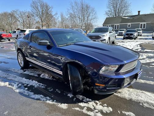 2010 Ford Mustang V6