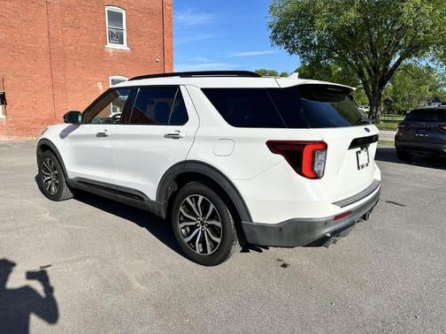 Star White 2020 Ford Explorer ST