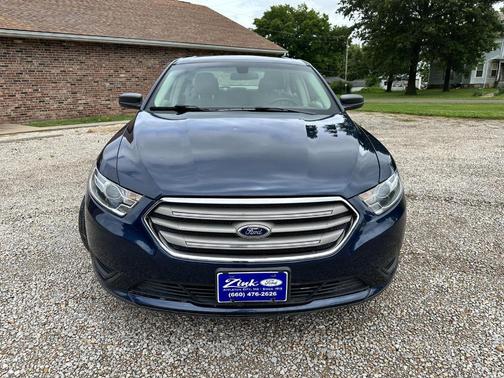 Blue Jeans 2016 Ford Taurus SE