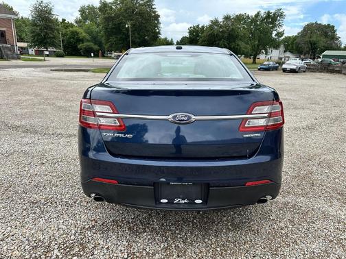 Blue Jeans 2016 Ford Taurus SE
