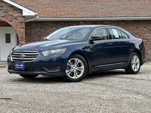 Blue Jeans 2016 Ford Taurus SE