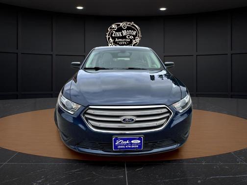 Blue Jeans 2016 Ford Taurus SE