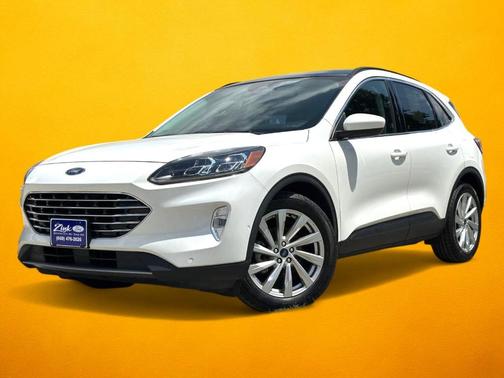 2022 Ford Escape Titanium Hybrid