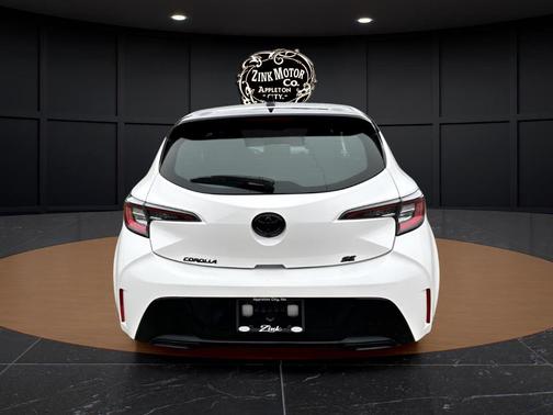 2022 Toyota Corolla Hatchback SE