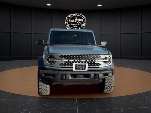 Azure Gray Metallic 2024 Ford Bronco Badlands