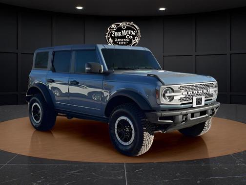 Azure Gray Metallic 2024 Ford Bronco Badlands