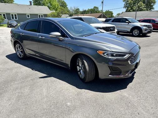 2019 Ford Fusion SEL