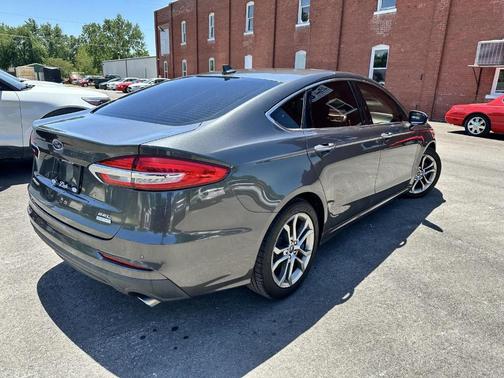 2019 Ford Fusion SEL