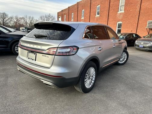 2020 Lincoln Nautilus Standard