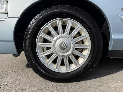 2010 Mercury Grand Marquis LS