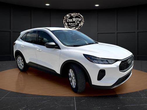 Oxford White 2023 Ford Escape Active