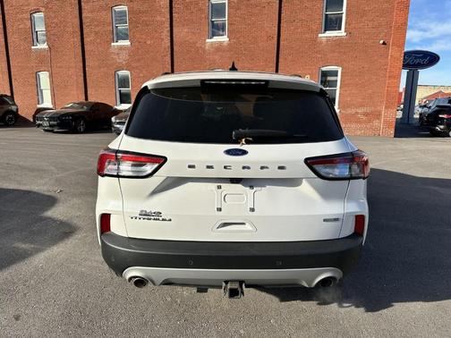 2020 Ford Escape Titanium
