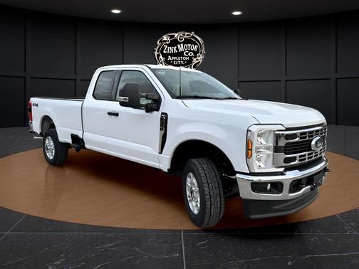 2026 Ford F-350 XLT