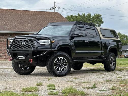 Midnight Black Metallic 2021 Toyota Tacoma TRD Sport