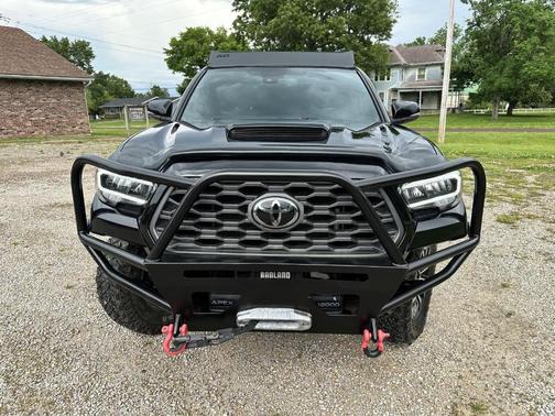 Midnight Black Metallic 2021 Toyota Tacoma TRD Sport