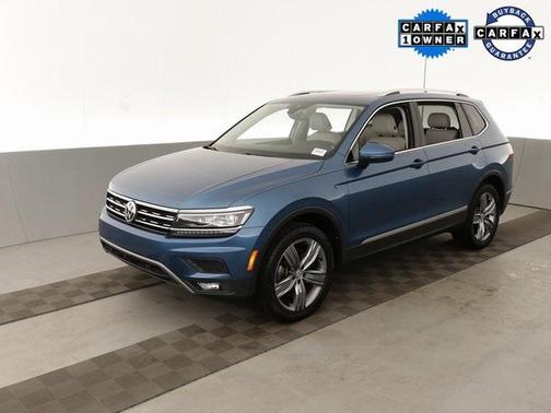 Photo 1 of 41 of 2019 Volkswagen Tiguan 2.0T SEL Premium