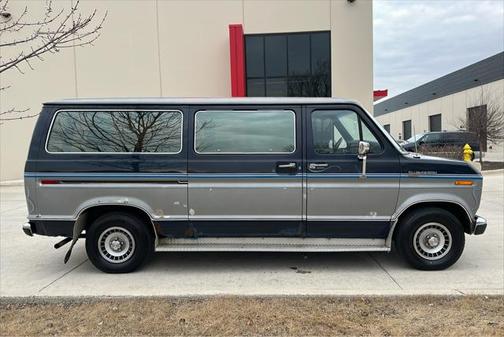 1988 Ford Club Wagon Wagon Super XLT