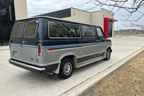 1988 Ford Club Wagon Wagon Super XLT