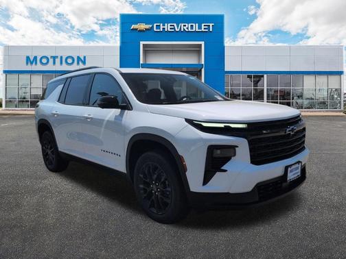 Summit White 2026 Chevrolet Traverse LT
