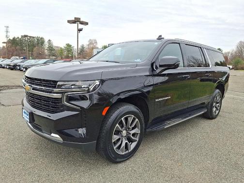 2022 Chevrolet Suburban LT