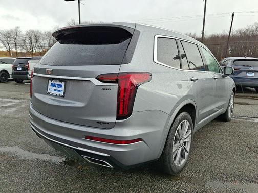 2025 Cadillac XT6 Premium Luxury AWD