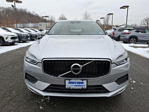 2019 Volvo XC60 T6 Momentum