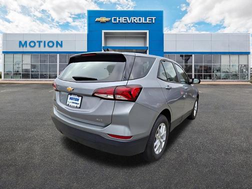 2024 Chevrolet Equinox LS