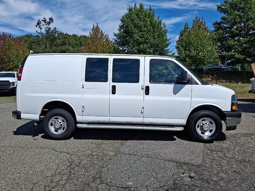 2023 Chevrolet Express 2500 Work Van