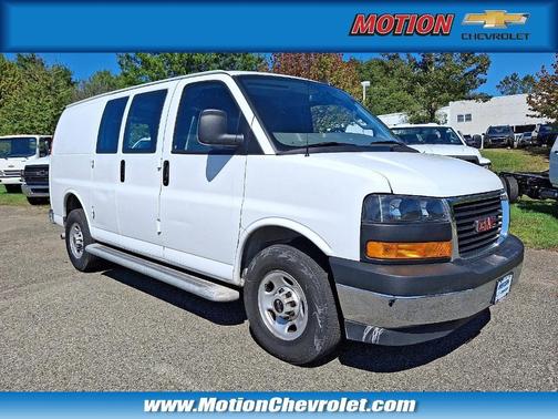 2023 GMC Savana 2500 Work Van