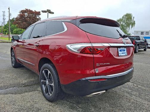 2022 Buick Enclave Essence