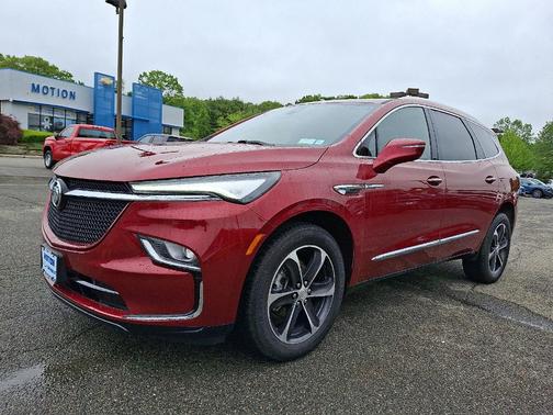 2022 Buick Enclave Essence