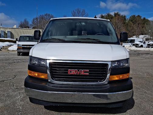2024 GMC Savana 2500 Work Van