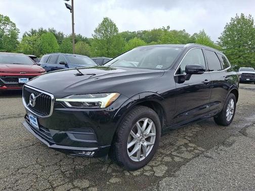 2021 Volvo XC60 T5 Momentum