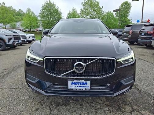 2021 Volvo XC60 T5 Momentum
