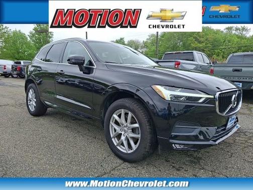 2021 Volvo XC60 T5 Momentum