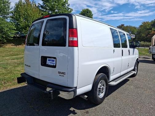 2023 GMC Savana 2500 Work Van