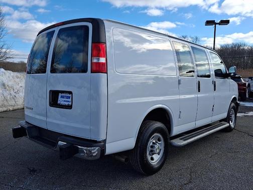 2024 Chevrolet Express 2500 Work Van