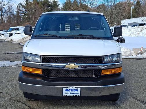 2024 Chevrolet Express 2500 Work Van