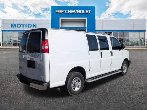 2024 Chevrolet Express 2500 Work Van