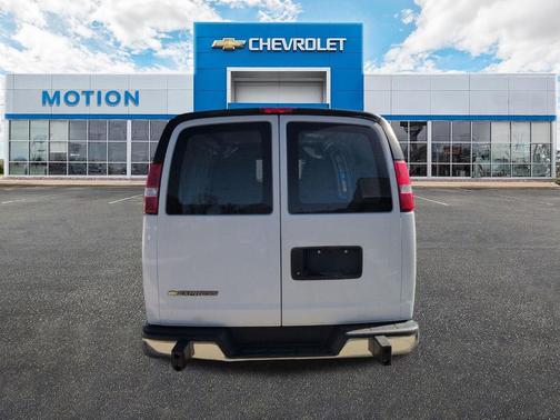 2024 Chevrolet Express 2500 Work Van