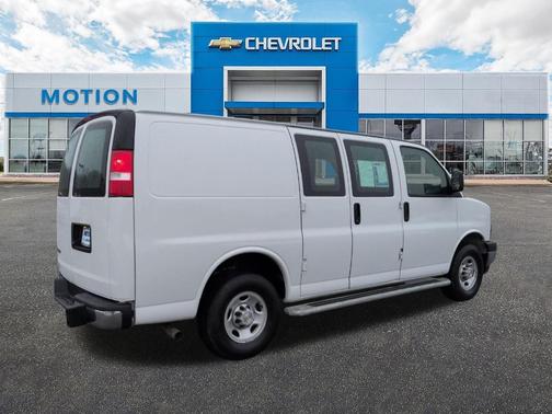 2024 Chevrolet Express 2500 Work Van